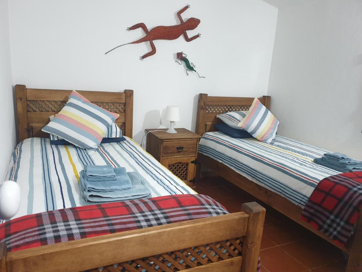 Sondela Self Catering Villa Sao Martinho do Porto Luaran gambar